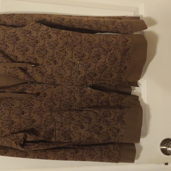 2-Way Zipper Hoodie/ Sweatshirt with Tie-back, Brown Scroll Pattern - Picture 4 of 12